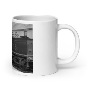 White glossy mug